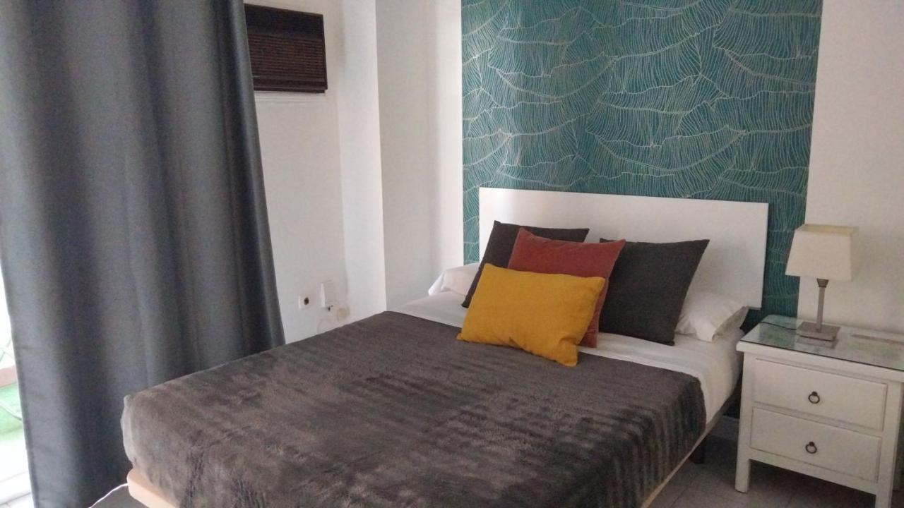 Triana Fenix Apartment Sevilla Bagian luar foto