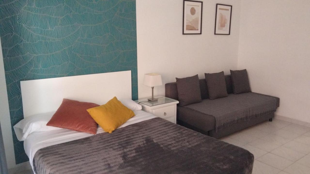Triana Fenix Apartment Sevilla Bagian luar foto