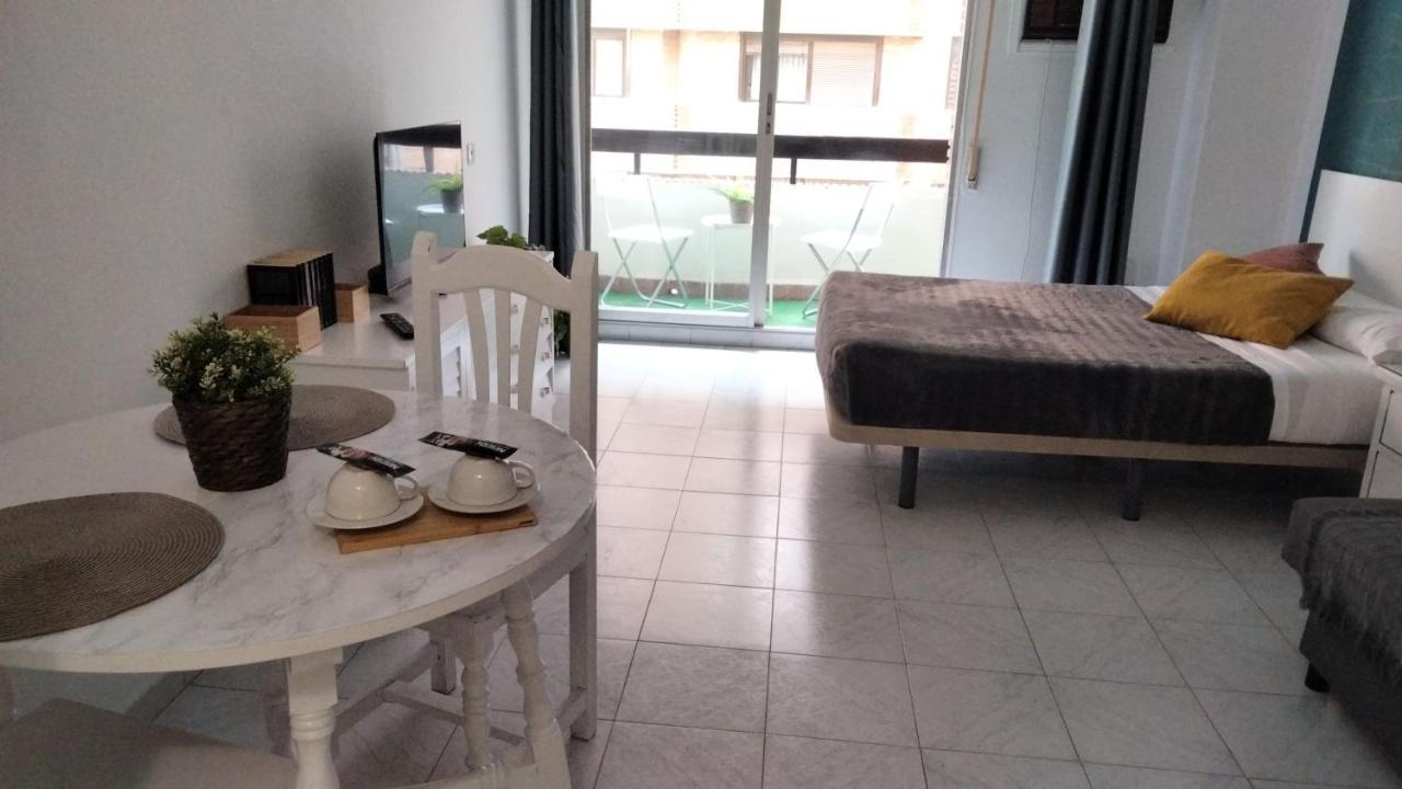Triana Fenix Apartment Sevilla Bagian luar foto